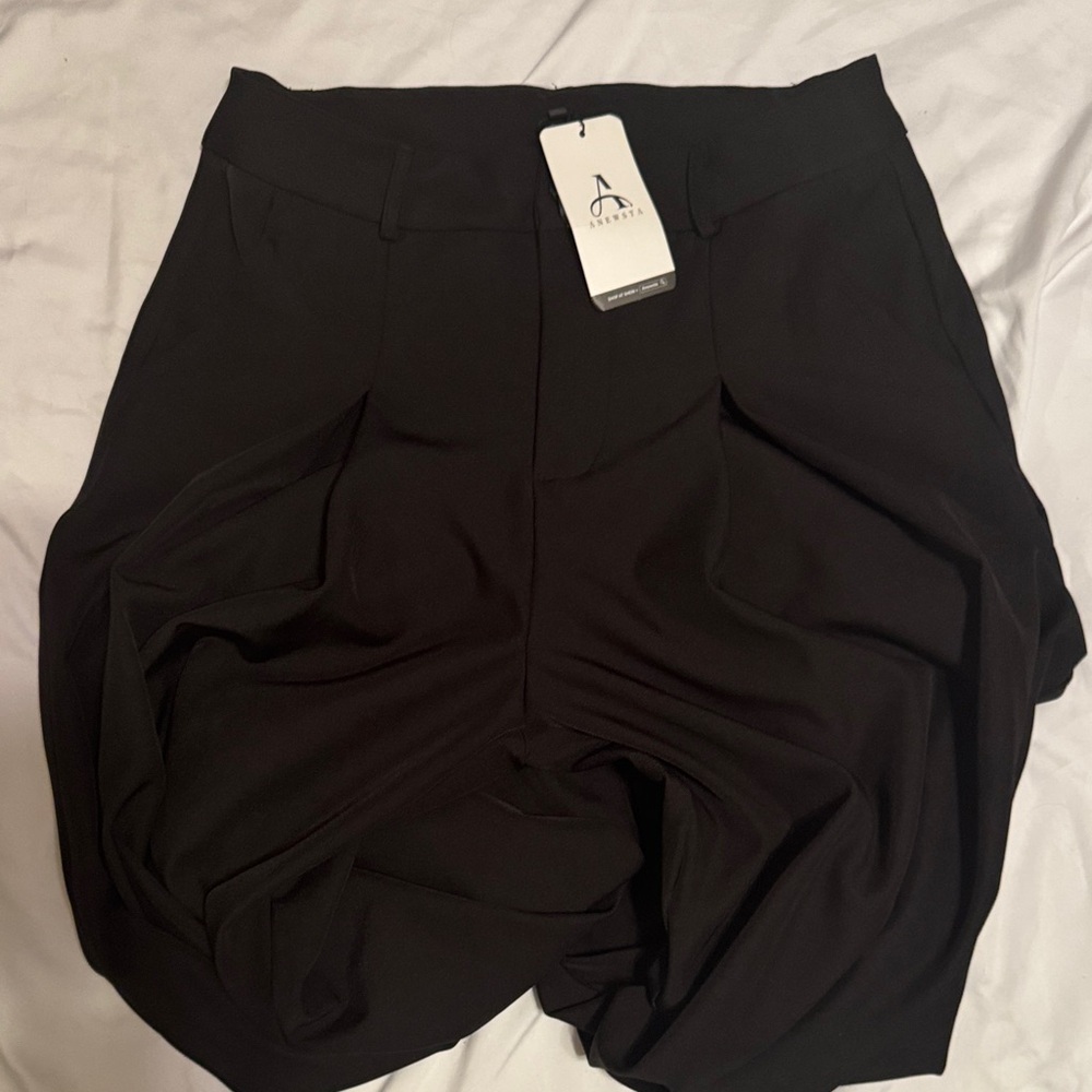 Pleated Wide Leg Black Trousers - Picture 2 of 8